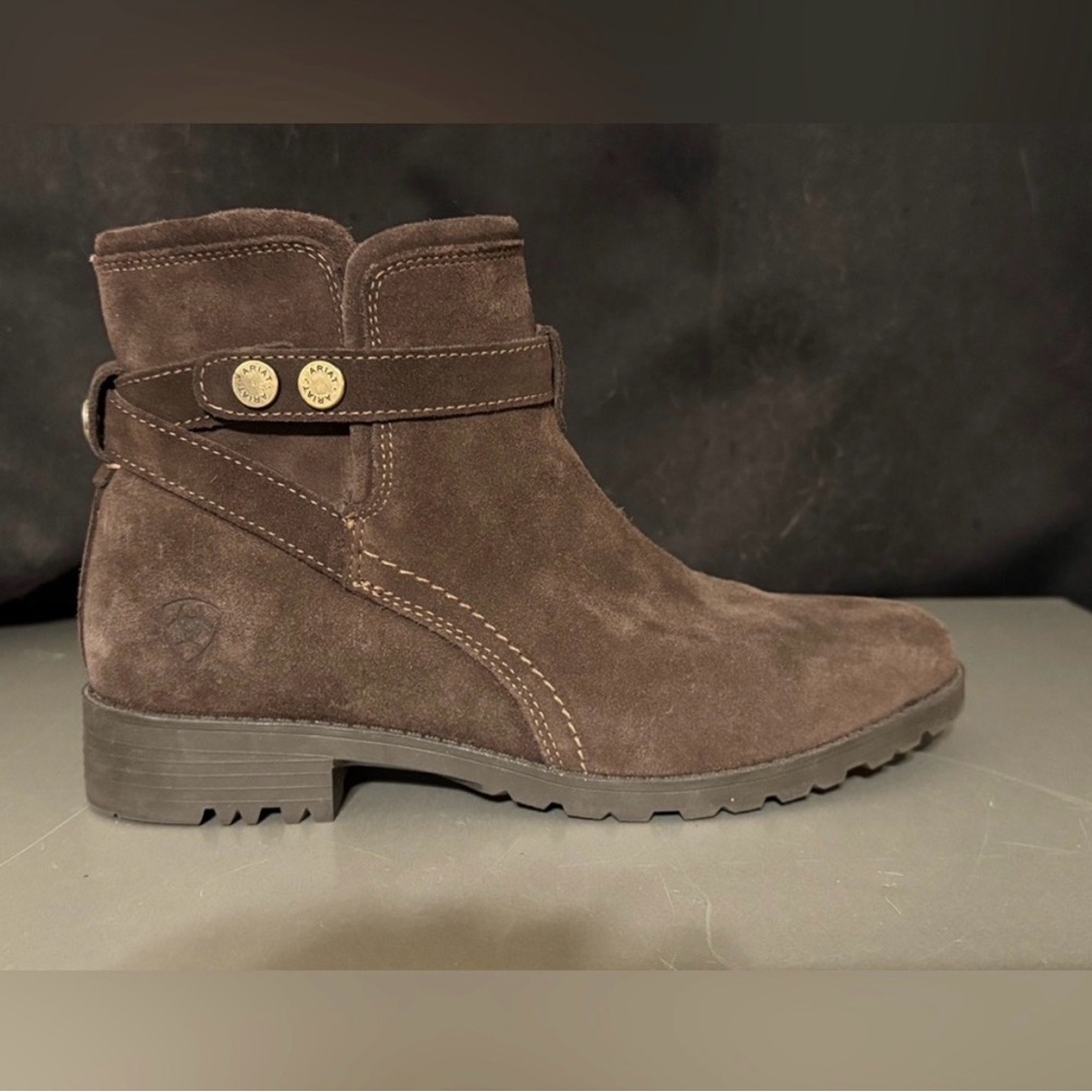 NWOT Ariat Waterproof Charlie Bootie in Chocolate Suede size 9.5 - Picture 7 of 13